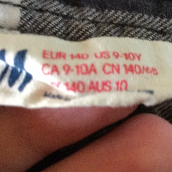 I am selling a H&M black and whit plaid shirt - Picture 4 of 4